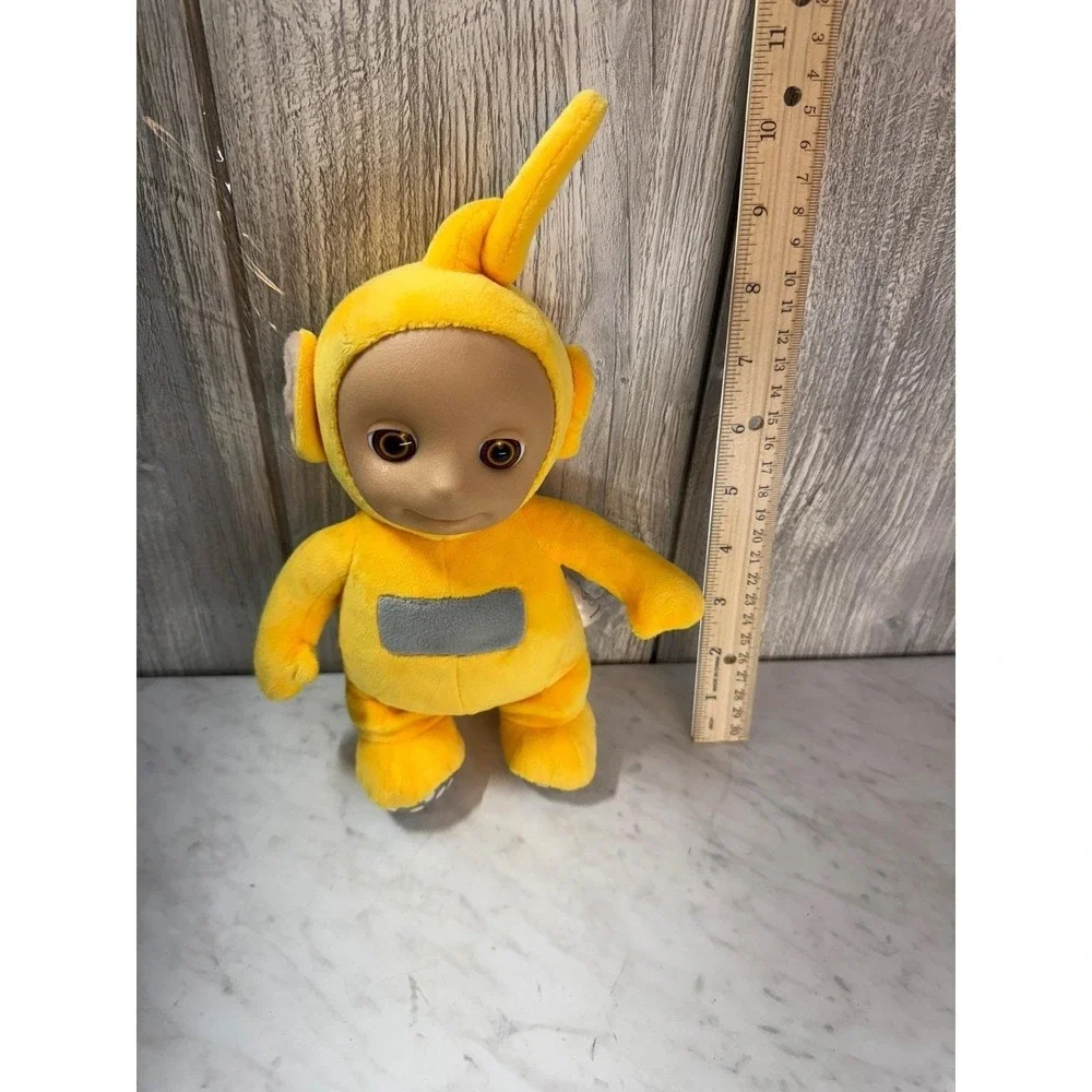 Teletubbies Laa-Laa Yellow Plush Stuffed Toy Mighty Mojo 11 inch Collectible